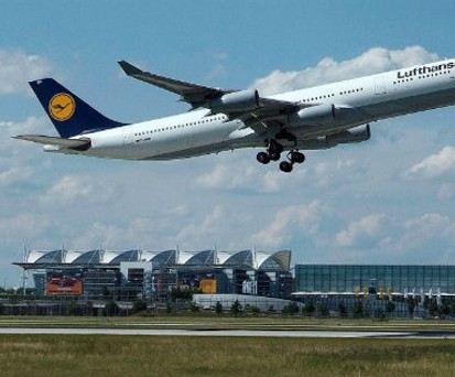 Airbus A340-300 von Lufthansa: He knows the way to San Jose.