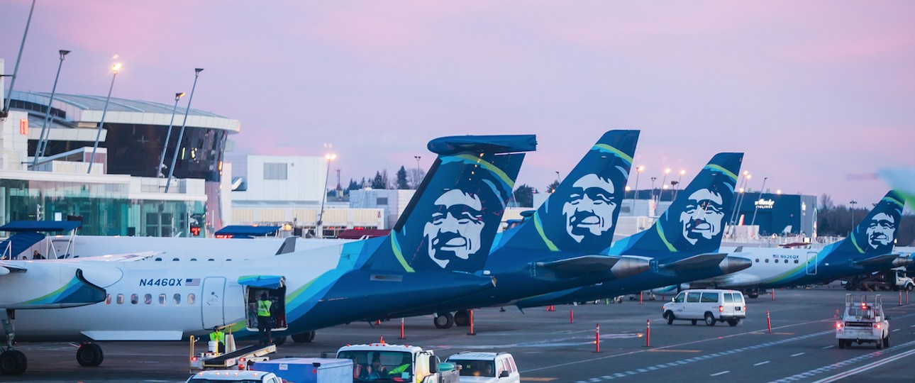 Flieger von Alaska Airlines in Abendstimmung: Bald in der Oneworld-Allianz.