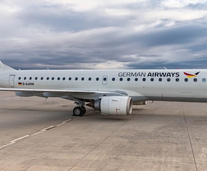 Embraer E190 von German Airways: Fliegt künftig für Green Airlines.