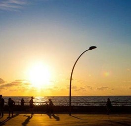 Strandpromenade in Tel Aviv: Nun nonstop ab Karlsruhe erreichbar.
