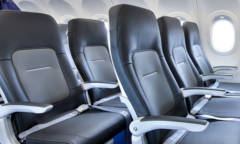 Sitze in einem Lufthansa-Flieger: Werden derzeit nicht intern besetzt.