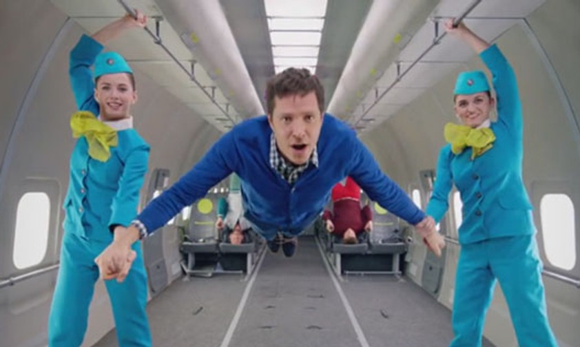 Auf Parabelflug entsteht geniales Musikvideo