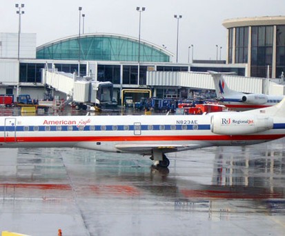 American-Eagle-Flieger auf dem Rollfeld in O'Hare: 608 Passagiere saßen hier stundenlang fest.