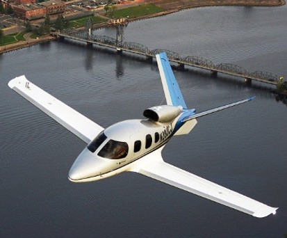 Vision Jet von Cirrus: Der Fallschirm ist über dem Triebwerk installiert.