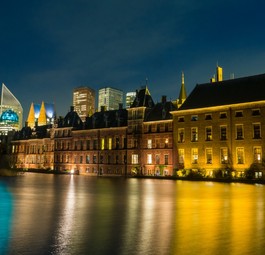 Parlamentssitz in Den Haag: Politiker der Niederlande wollen Österreich kopieren.