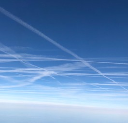 Himmel über der Schweiz: Bald nicht mehr offen für Flugzeuge aus Russland.