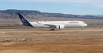 Die Landung der D-AIXS in Teruel: Warten auf die Sitze.