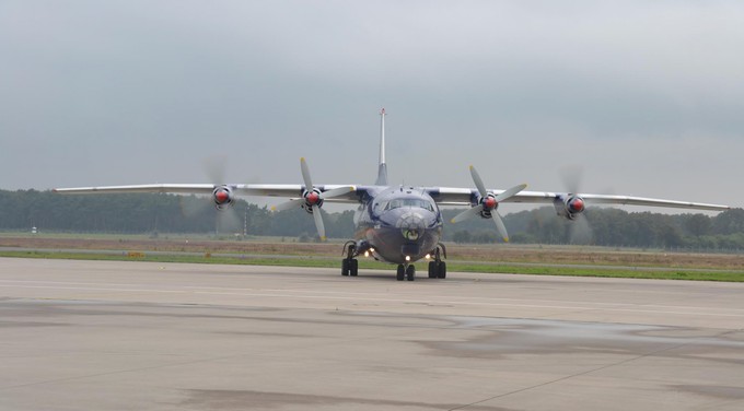 Eine Antonov An-12 in Münster.