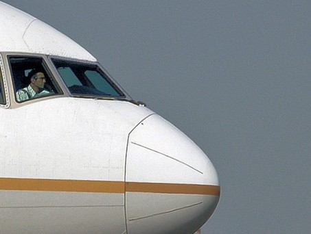 Piloten vor dem Start: Ruhepausen sind essentiell.