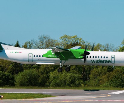 Flugzeug von Wideroe: Immer wieder Probleme wegen GPS-Störungen