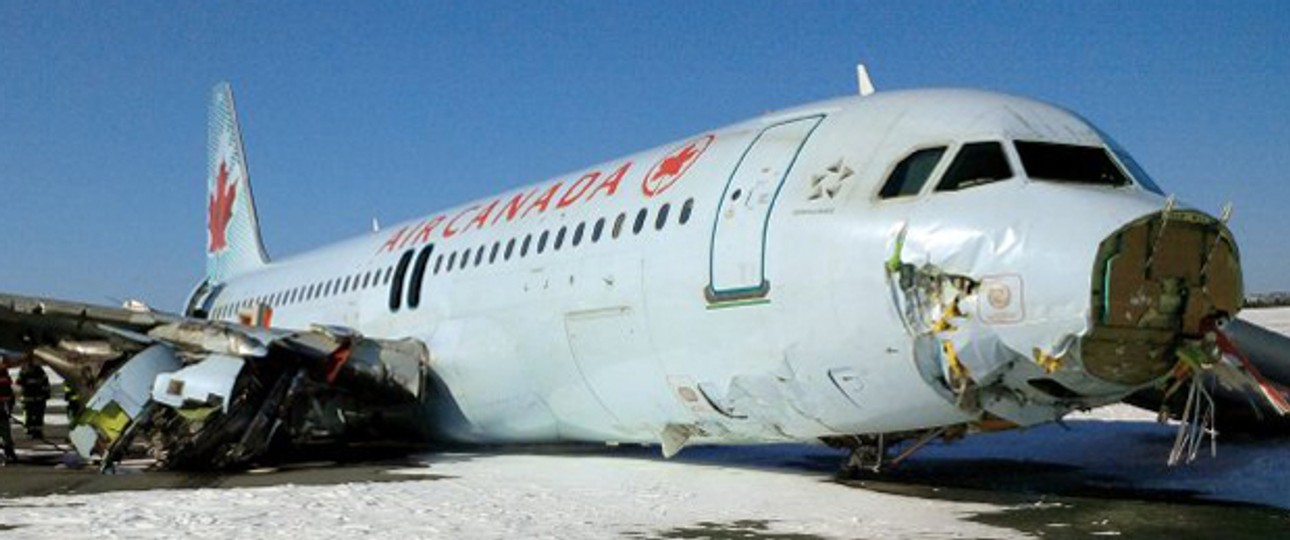 Air-Canada-Airbus nach der Bruchlandung: Es gab keine Schwerverletzten.