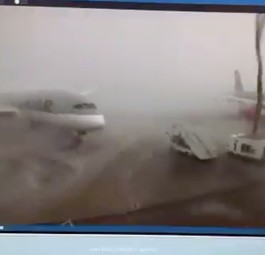 Wind schiebt Dreamliner in Airbus A350