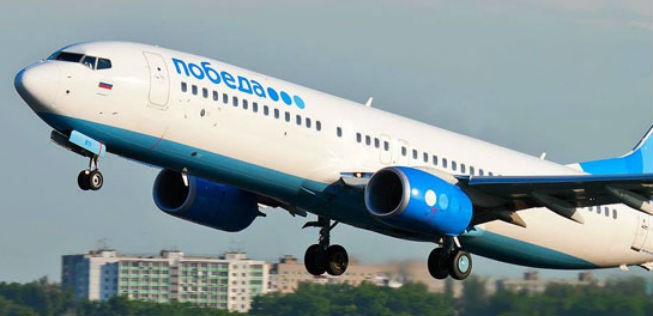 Pobeda Boeing 737: Der russische Billigflieger geht beim Verkehrsminister als gutes Beispiel voran.