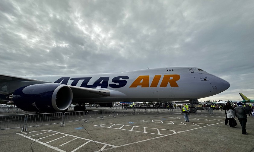 Am Vortag war der Jet an Atlas Air ausgeliefert worden.