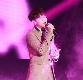 Sänger Yang Yo-seob (Yoseob) von der Band Highlight: Viele Fans geben alles für ihren Anblick.