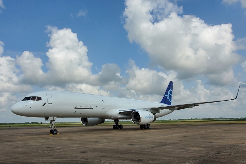 Die Boeing 757 für Mister Air.