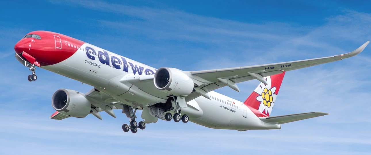 Die HB-IHF von Edelweiss: Der A350 erhält den Namen Piz Bernina.