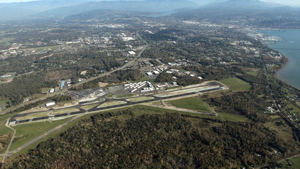 Luftansicht des Bellingham Airport: Deutlich preiswerter als ab Vancouver.