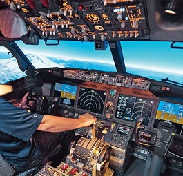 737-Max-Simulator: Boeing schickt Piloten zum Training.