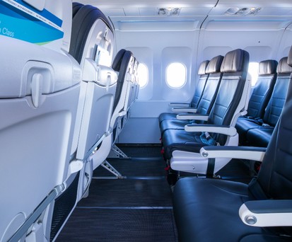 Kabine von Alaska Airlines: Bitte sitzen bleiben.