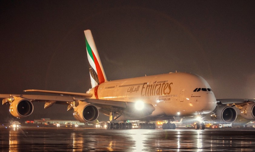 Airbus A380 von Emirates in Moskau, hier zu sehen 2016: Auch im Sommer 2022 noch aktiv.