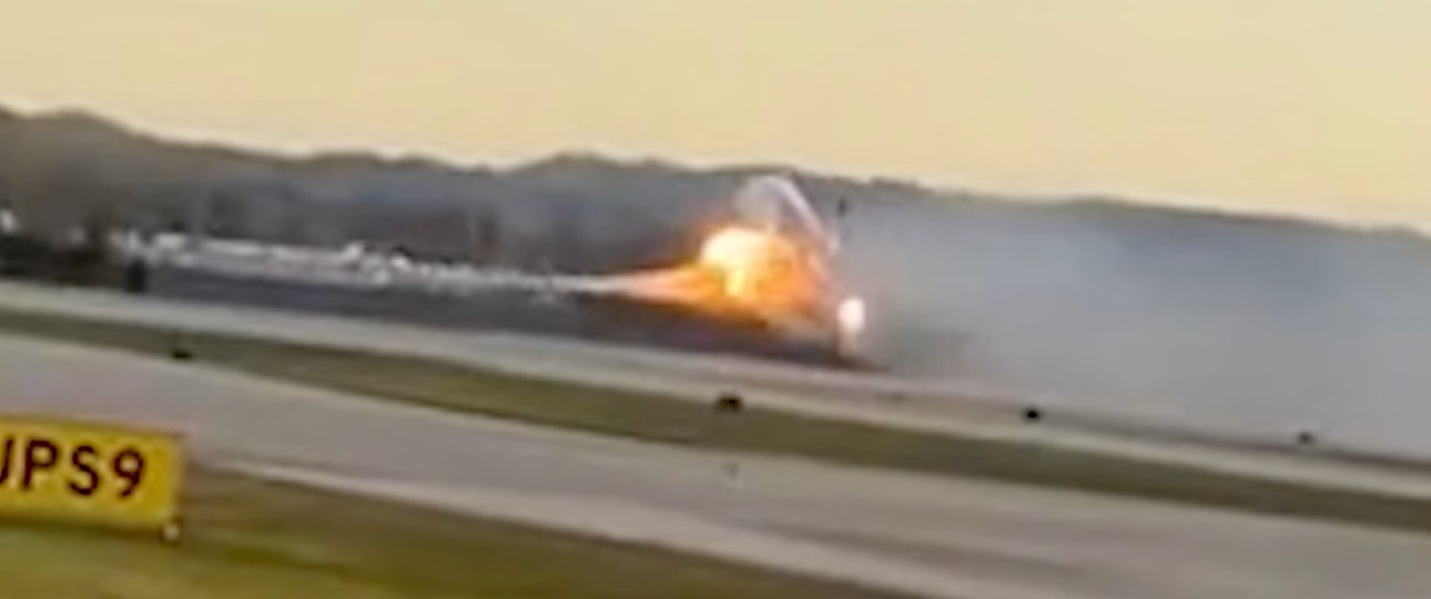 MD-11 kurz vor dem Abheben: Das Flugzeug verlor ein Triebwerk