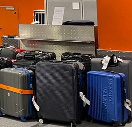 Koffer am Flughafen Düsseldorf: Zwei neue Abfertigungsfirmen.