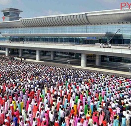 Bei der Eröffnungsfeier waren so viele Menschen am Flughafen wie sonst wohl nie.
