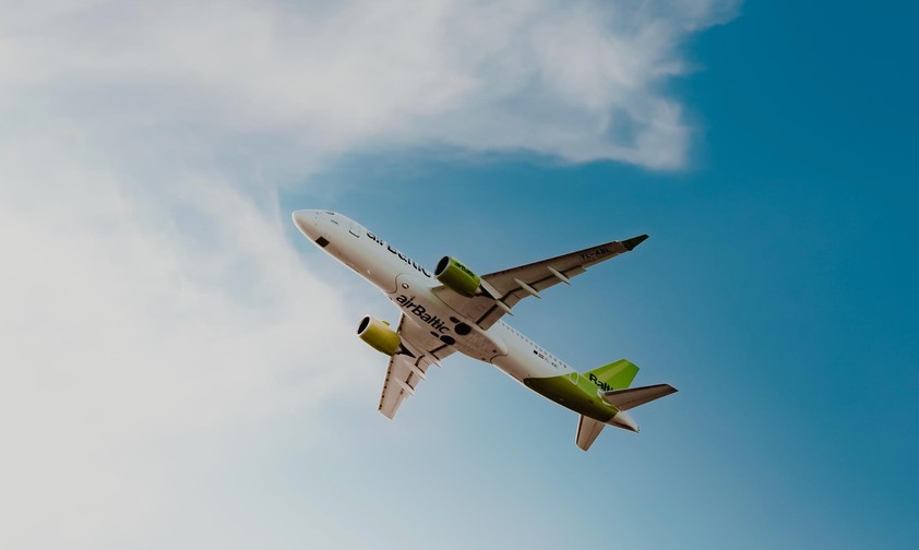 Airbus A220 von Air Baltic: Die Airline schrumpft. 