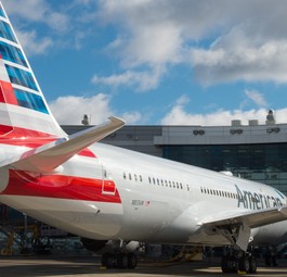 American Airlines nahm im April eine Boeing 787 mit Motoren von General Electric entgegen.