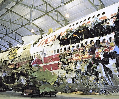 Die Verschwörungstheorien halten sich bis heute