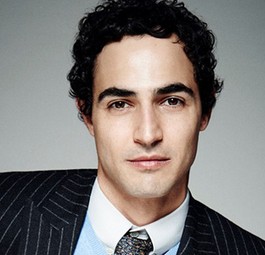 Zac Posen: Der junge amerikanische Designer entwirft die neuen Delta-Uniformen. Er ist nicht der erste Modeschöpfer mit einem solchen Auftrag.