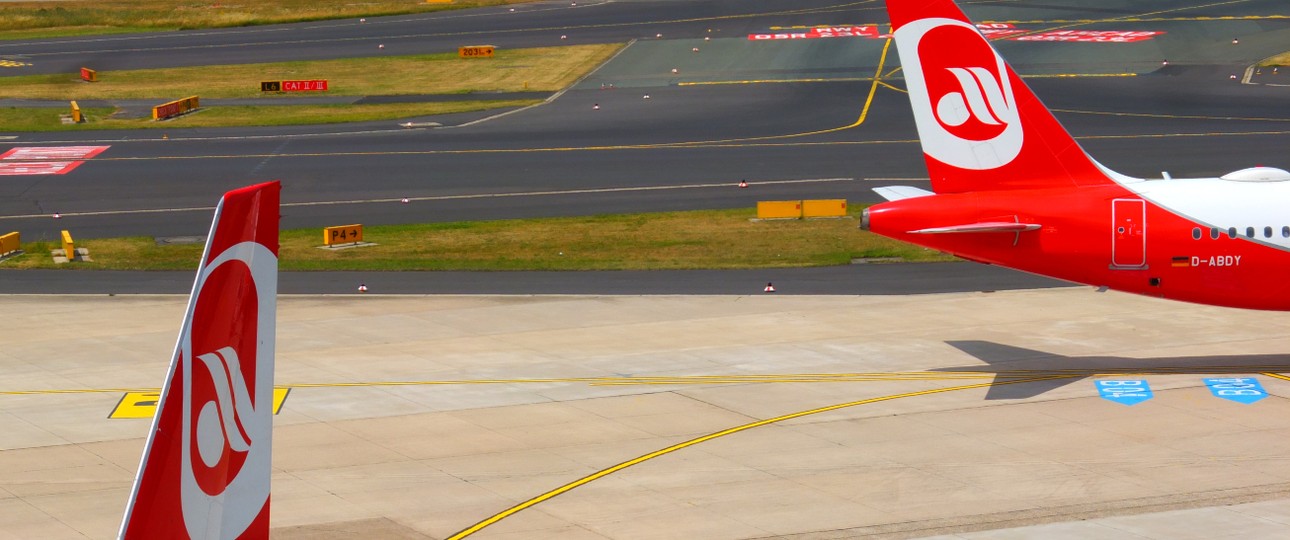 Flieger von Air Berlin: Die Marke ist noch zu haben.