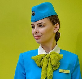 Flugbegleiterin von S7: Bald einem neuen Bewertungssystem ausgesetzt.