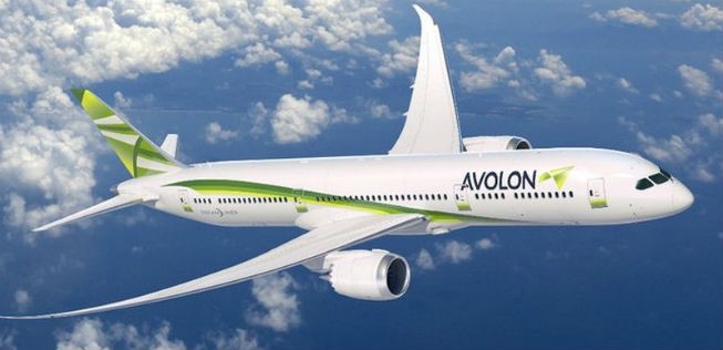 Dreamliner in Avolon-Bemalung: Die Firma wächst.