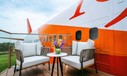 Terrasse mit schönem Ausblick: 18 Zimmer und Suiten befinden sich in den zwei Boeing 747.
