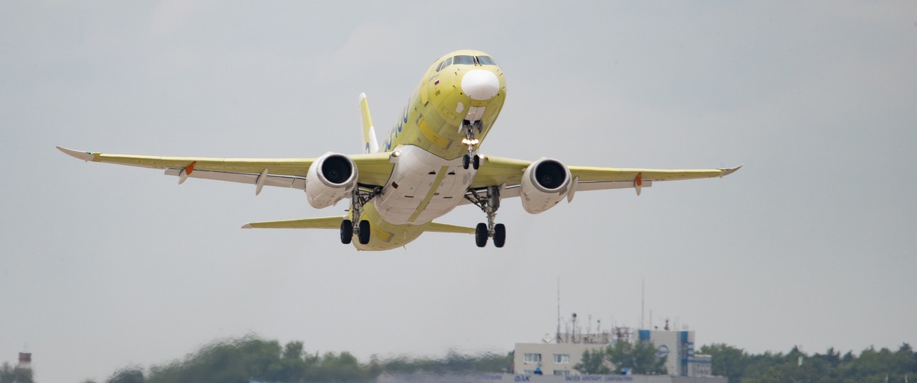 Superjet beim Testflug: Das Programm ist gestartet.