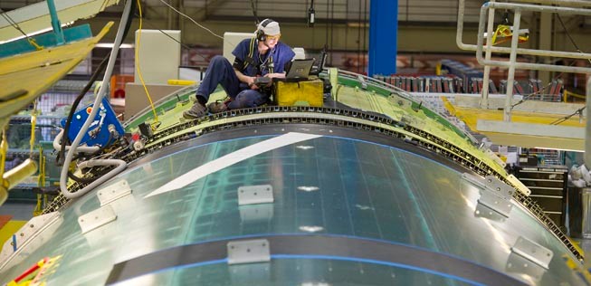 Produktion der Triple Seven: Boeing stattet bisher alle neuen Flieger in der Typenbezeichnung mit einem spezifischen Kundencode aus.