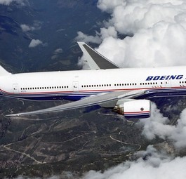 Am 12. Juni 1994 war es soweit. Die Boeing 777 absolvierte mit der Registrierung N7771 ihren Jungfernflug.