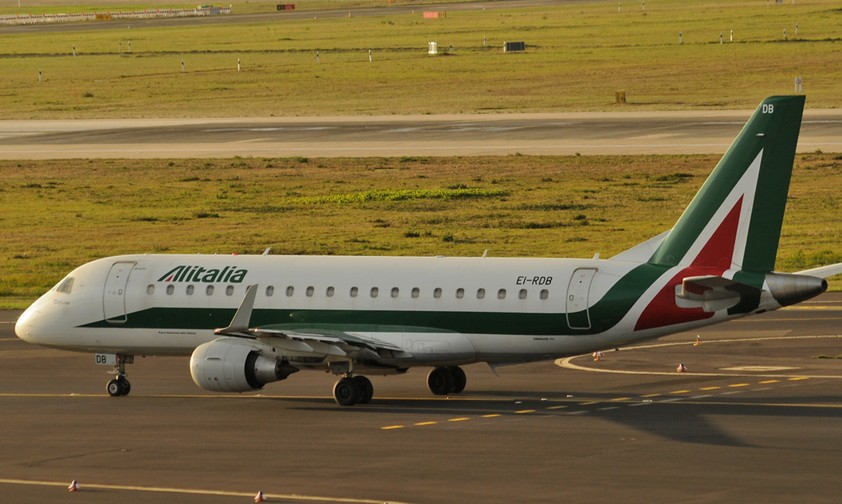 Embraer von Alitalia Cityliner: Ein Sonderverwalter plant die Zukunft.