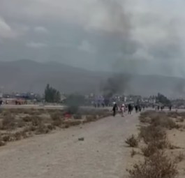 Dritter Flughafen in Peru von Demonstranten angegriffen