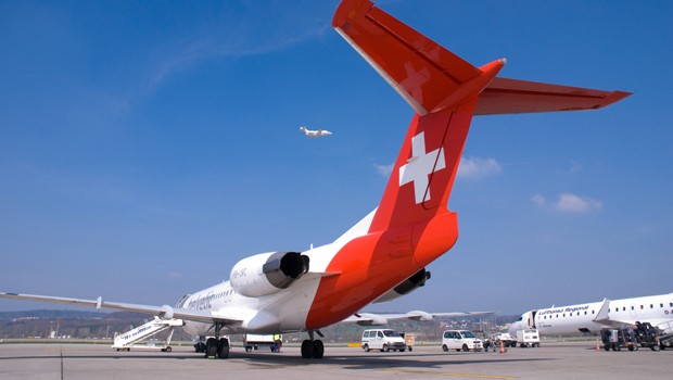 Fokker 100 von Helvetic: Probleme auf Flügen nach Bukarest.