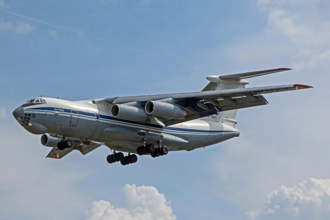 Eine Ilyushin IL.76 der Vorhut.