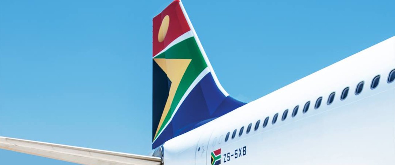 Leitwerk eines Airbus A340 von South African Airways: 2021 will die Fluggesellschaft wieder Gewinn machen.