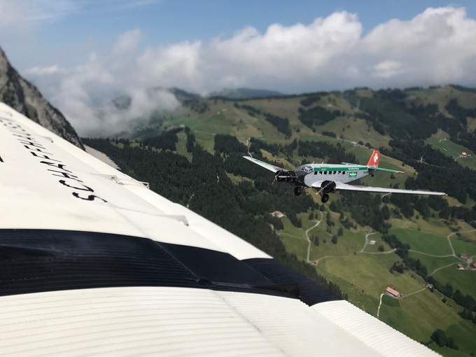 Auch die Ju-52 der Schweizer Anbieterin Ju-Air heben vorerst nicht mehr ab.