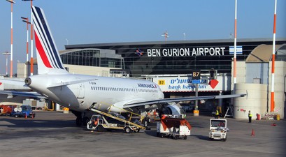 Flugzeug von Air France am Flughafen Tal Aviv: Verschieden Doppelstaatsangehörige dürfen nicht mehr nach Israel.