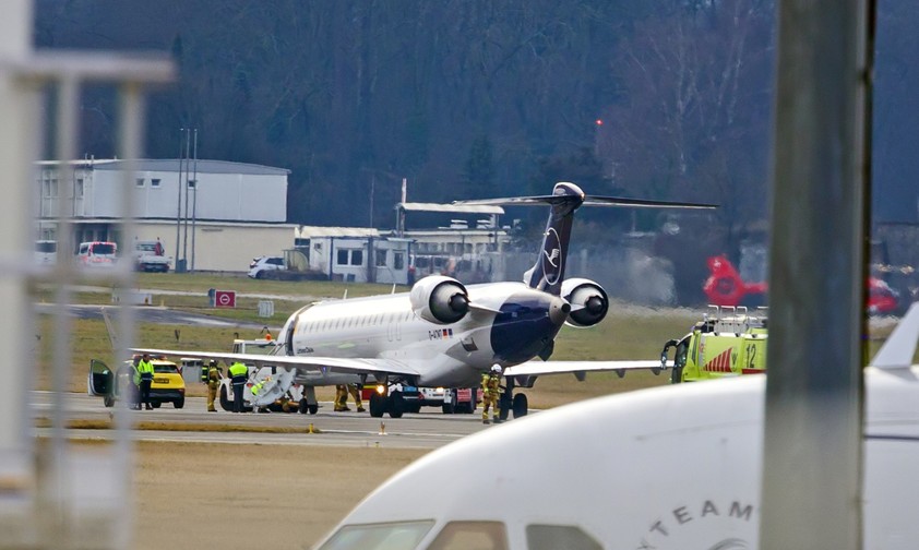 d acnd bombardier crj 900 lufthansa cityline  genf