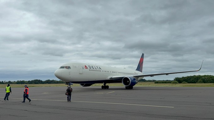 Flug DL9994 kam am Mittwoch (3. Juni) aus Atlanta.