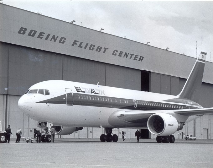 Am 12. Juli 1983 erhielt El Al ihre erste Boeing 767. Sie trug das Kennzeichen 4X-EAA.