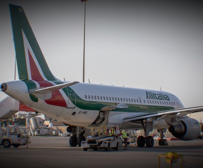Airbus A319 von Alitalia: Wer hat die Fluglinie im Visier?